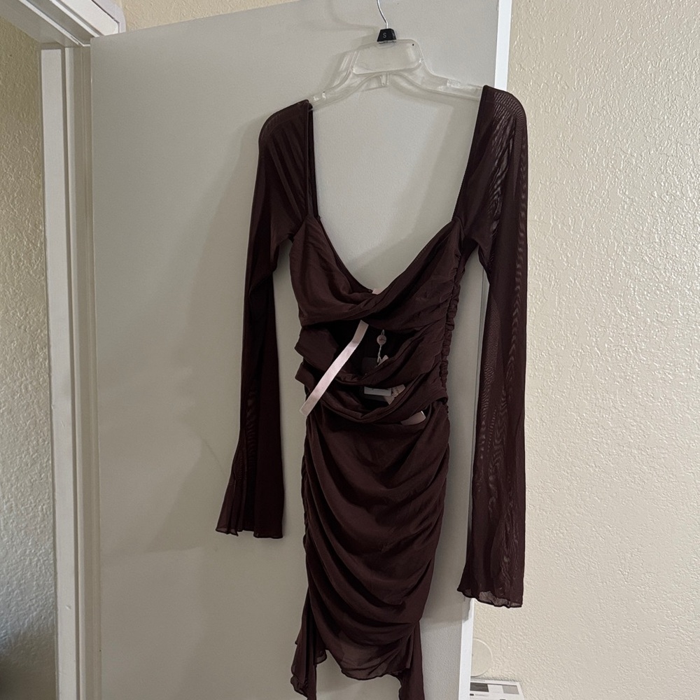 Oh Polly Chocolate Long Sleeve Cut-Out Dress - Picture 4 of 6